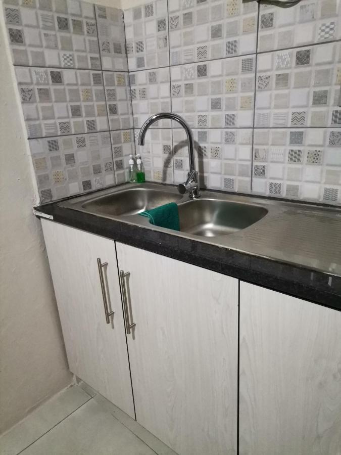 Comfort Place Pretoria-Noord Buitenkant foto